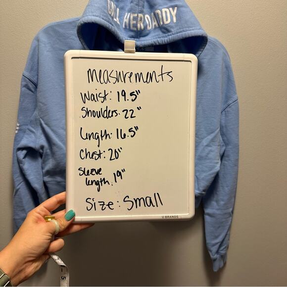 Call her‎ daddy “I am unwell” light blue cropped hoodie Size S - Picture 9 of 9